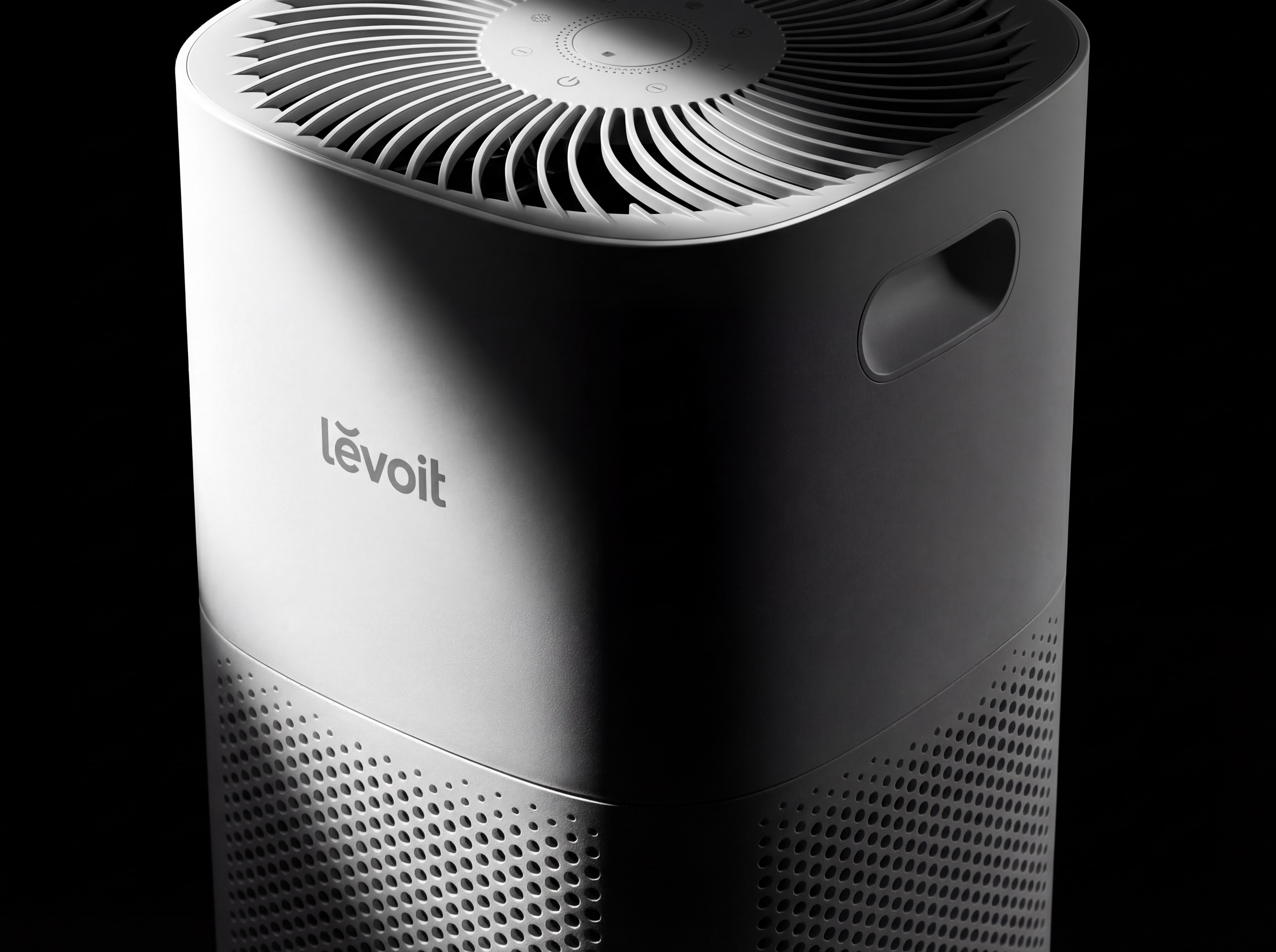 LeVoit 空气净化器黑场细节